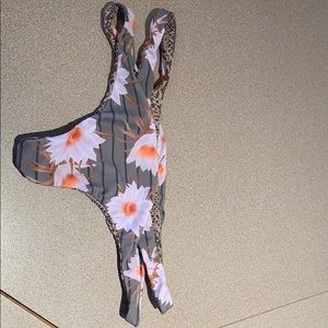 Acacia Baldwin bottoms. Dragon Stripe.